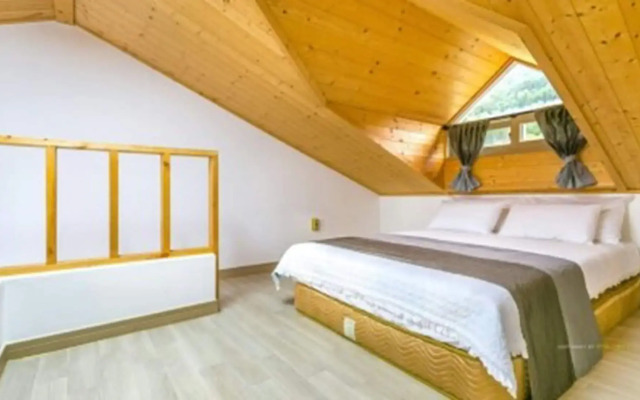 Geoje Beach Maru Pension