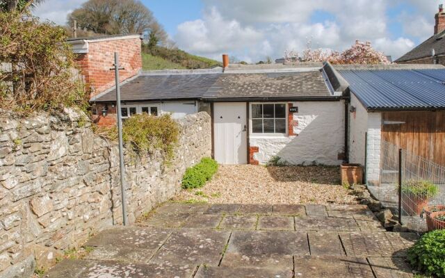 Bumblebee Cottage