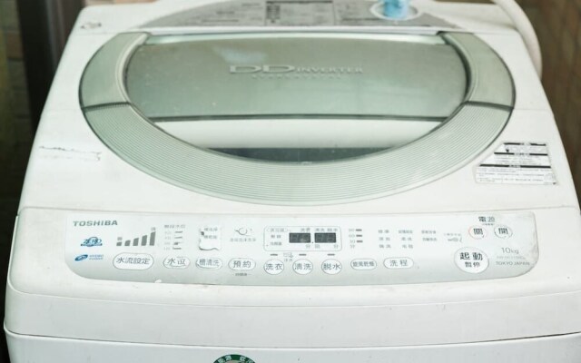 Ximending Florid House