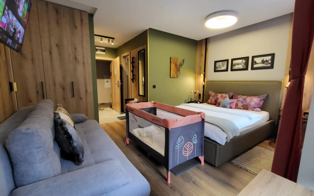 Pinewood ANG luxurious apartment A32