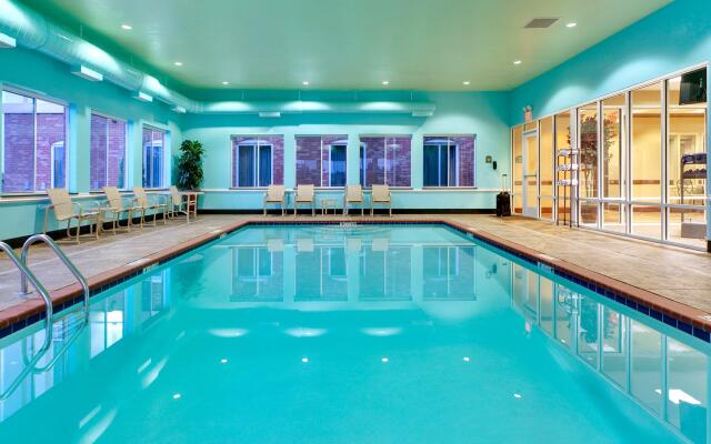 Holiday Inn Express & Suites Millington by IHG