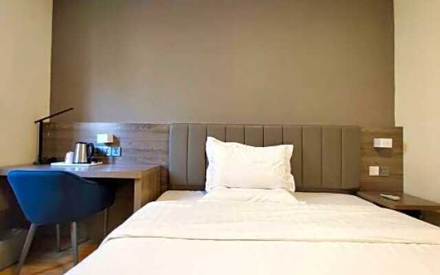 7 Days Inn Guangzhou Baiyun Yongtai Metro 2nd Branch