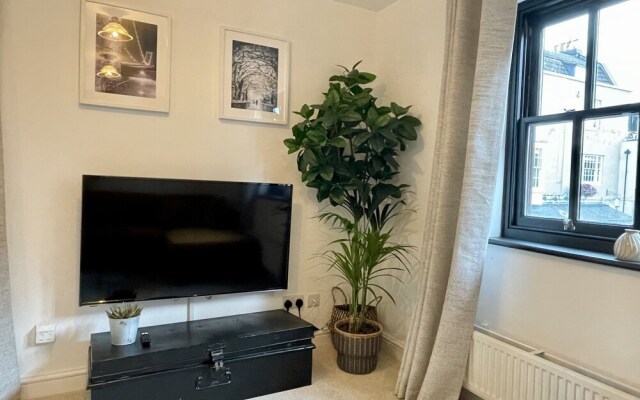 Cosy Oasis in the Heart of Clifton Village