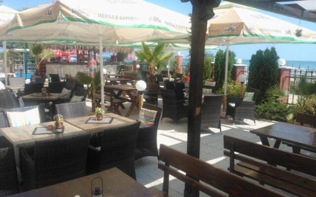 Carina Beach