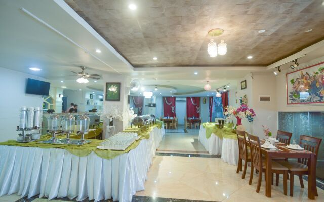 Leaph Sokhak Hotel