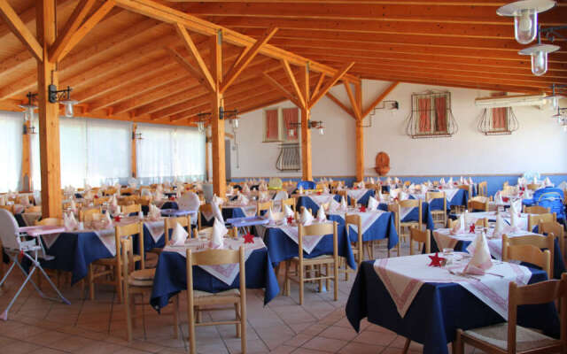 Hotel Villaggio Club Dolomiti Sul Mare