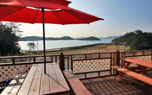 Seosan Noeulgwa Bada Pension