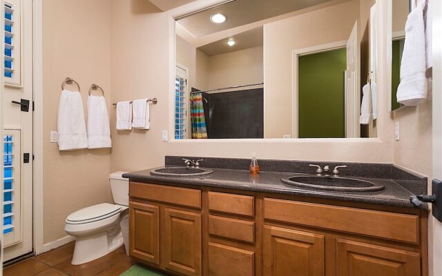 Palm Valley 4 BR by Casago