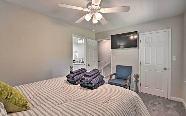 Downtown Southern Pines Townhome With Deck!