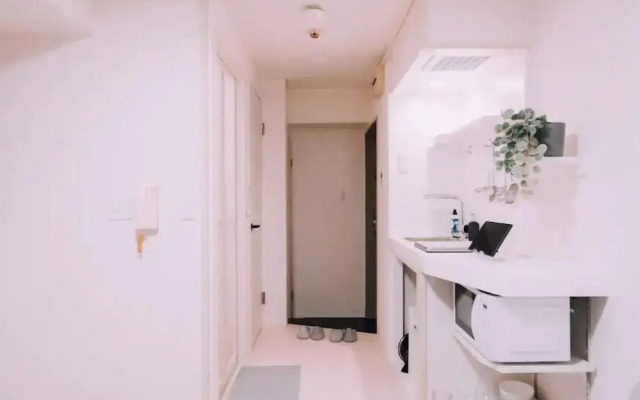 Minimalist Loft 902