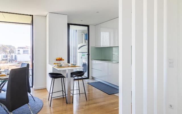 Sun&Sea Luxury Apartment by MP