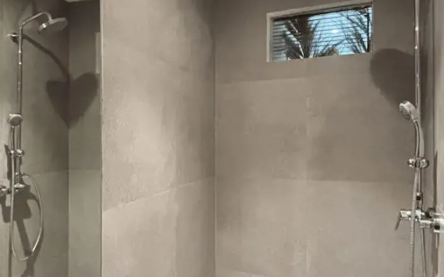 Tropical Townhouse 3 Bedrooms Seminyak