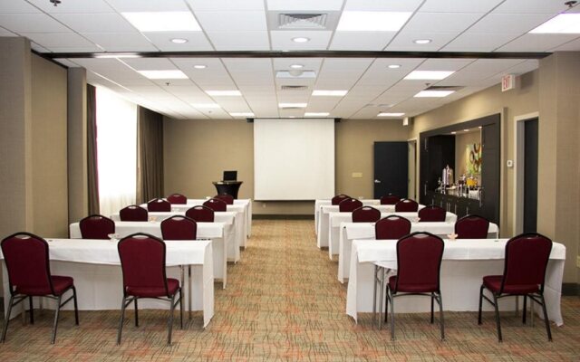 Holiday Inn Charlotte University Executive Park by IHG