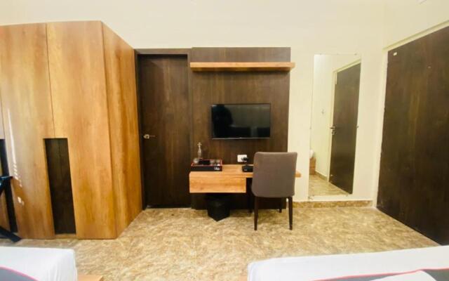 Hotel Vrindavan Palace