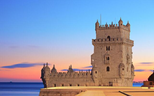 Villa Maia (AL) in Corroios