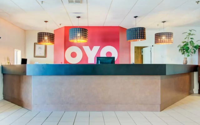 OYO Hotel Dundee By Crystal Lake