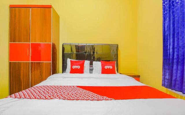 OYO 90216 Kost Sanny