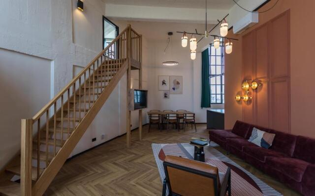 Hotel de Timmerfabriek I Kloeg Collection