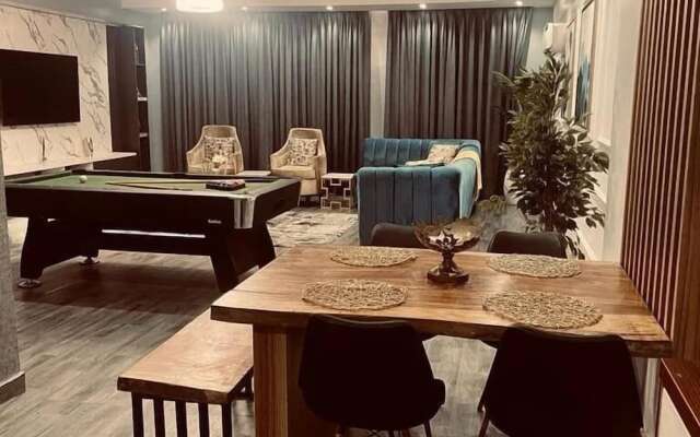 Granville Penthouse Apartments