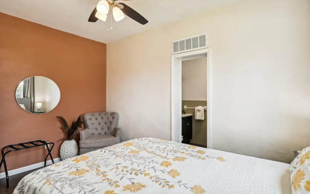 Cove Cottage - 3 Bedroom w/Private Pool. Sleeps 6. Quiet Community, Close to Fishing Marinas. 3 Home by RedAwning