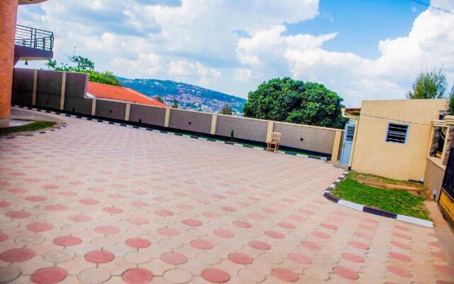 Apartment with Fantastic View of Kigali - Bedroom #1