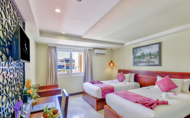 River Suites Hoi An Hotel
