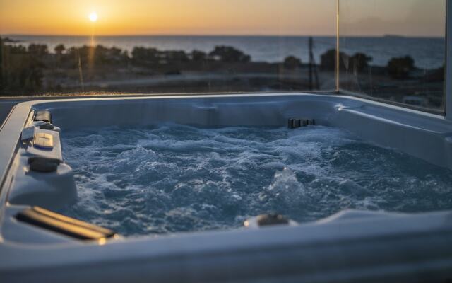 Seabreeze Villa - with Jacuzzi & heated pool