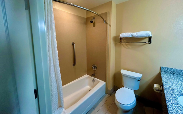 Wyndham Garden Lancaster CA