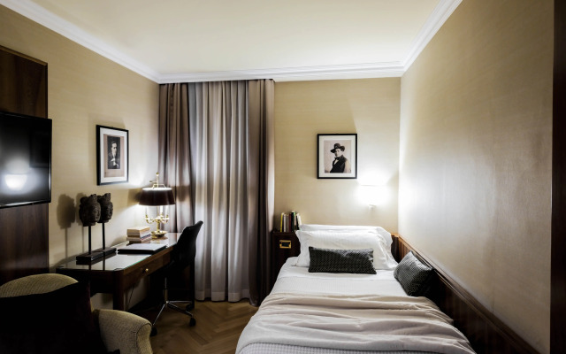 Accademia Hotel