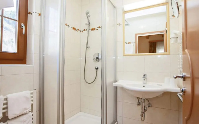 Inviting Holiday Flat With Sauna in Stumm