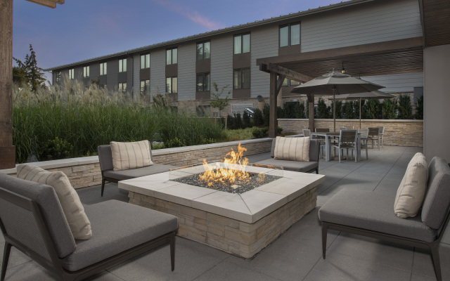 Country Inn & Suites by Radisson, Seattle-Tacoma International Airport, WA