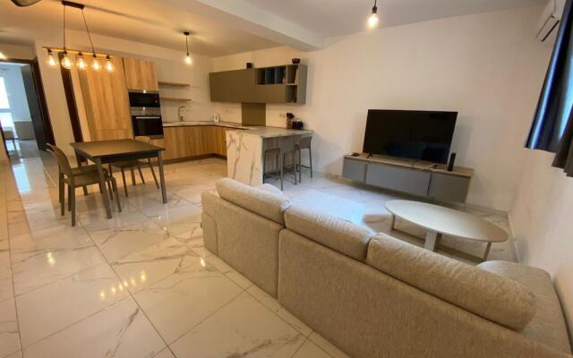 Modern Apart Heart Of Sliema Viani 122