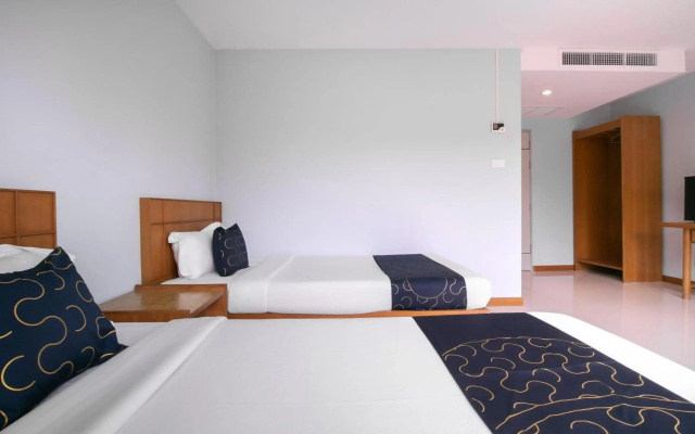GoldenBeach Boutique Resort
