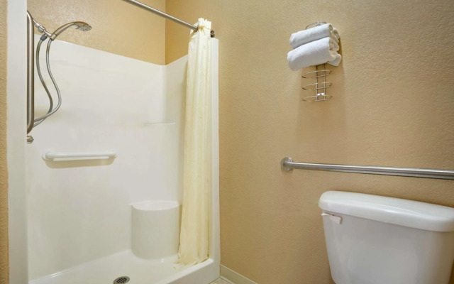 Oak Tree Inn Gillette