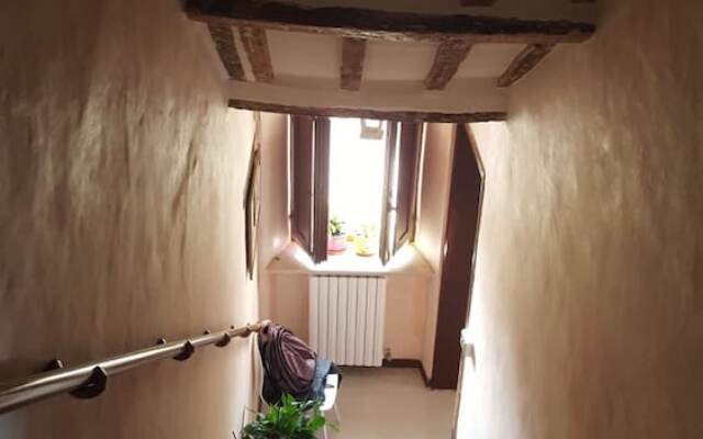 House With 2 Bedrooms in Cingoli, With Wifi