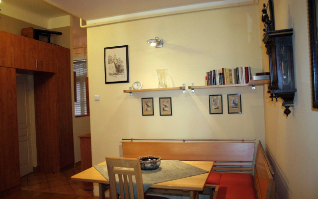 Central Holiday Apartments