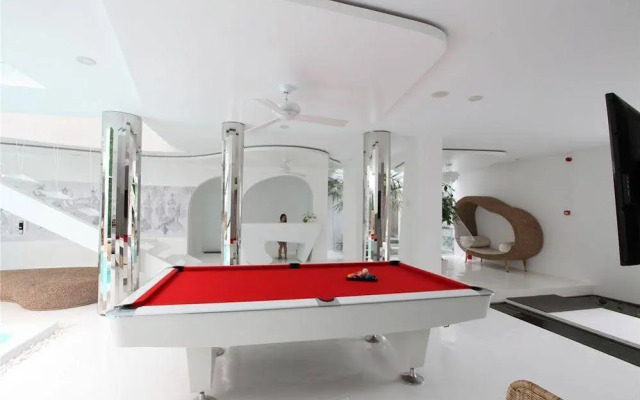 Le Blanc Boutique Hotel