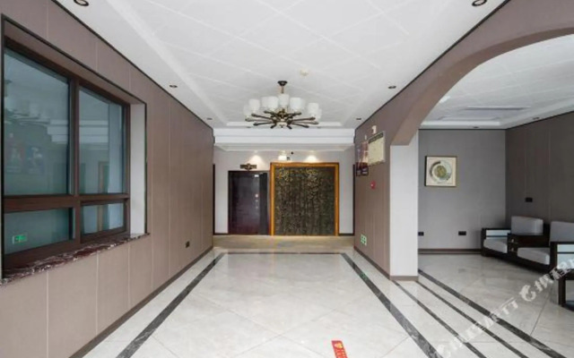 Xingwen Yinfeng Hotel