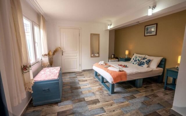 Cunda Ada Kızı Otel