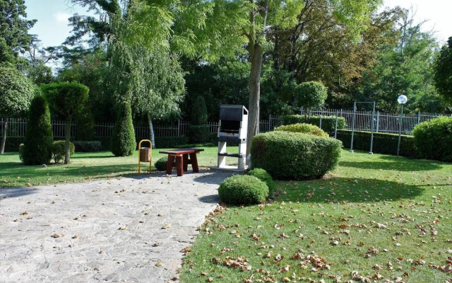 Apartments in the Sea Garden