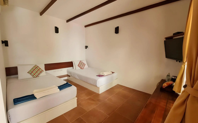 Thanicha Resort Amphawa