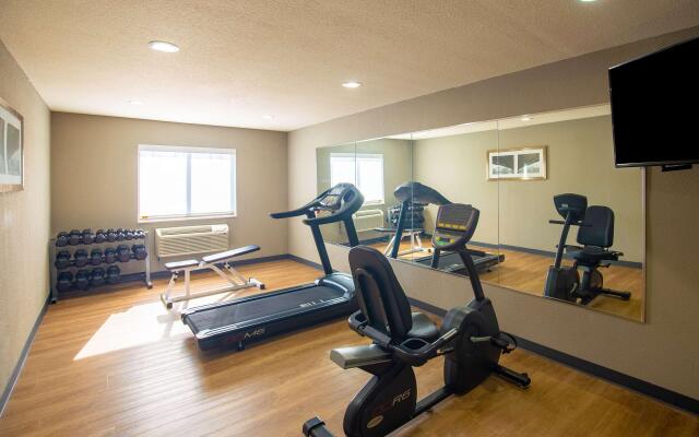 Quality Inn & Suites Hammond Near I-8090