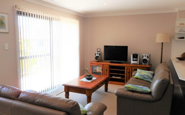 Turtle Grove Unit No 5 at South West Rocks