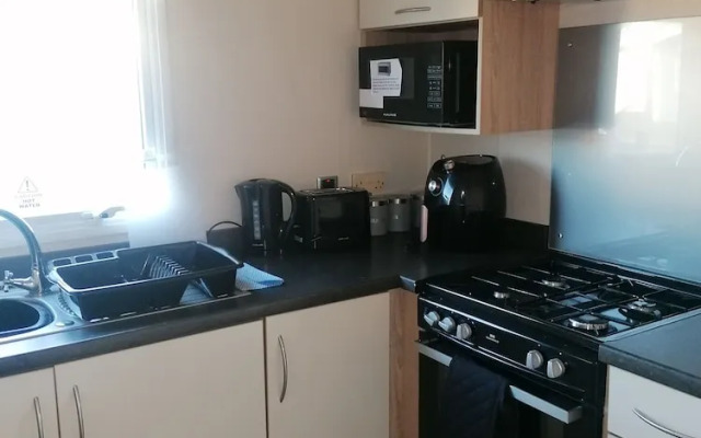 4-bedroom Caravan/static Home in Clacton-on-sea