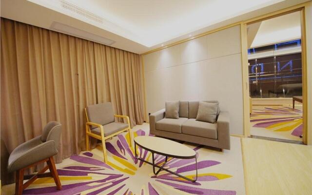 Lavande Hotels Heyuan Longchuan County Laolong Town