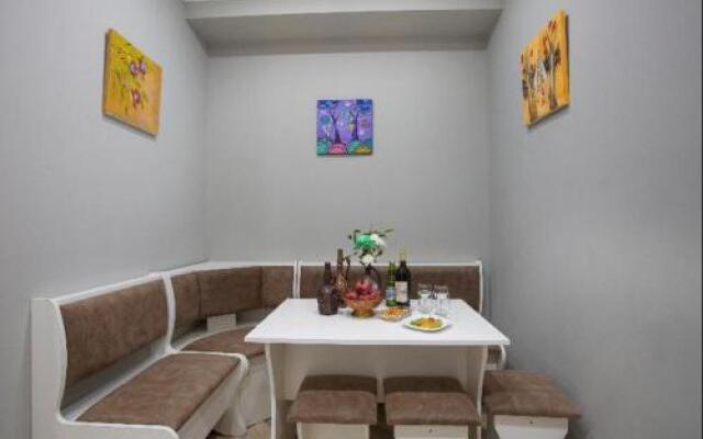 Leyla Apartments 6 At Fountain Square