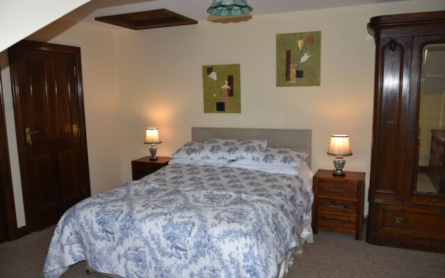 White Hill Country House