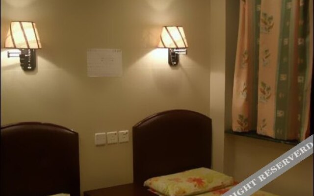 Oriental Pearl Kowloon Budget Hostel