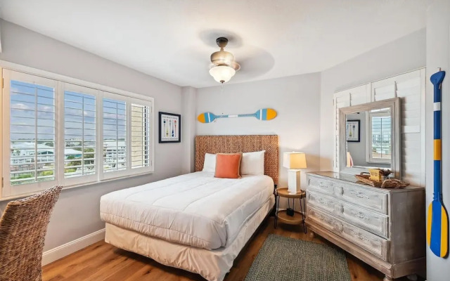 Inlet Reef 419 3 Bedroom Condo by RedAwning