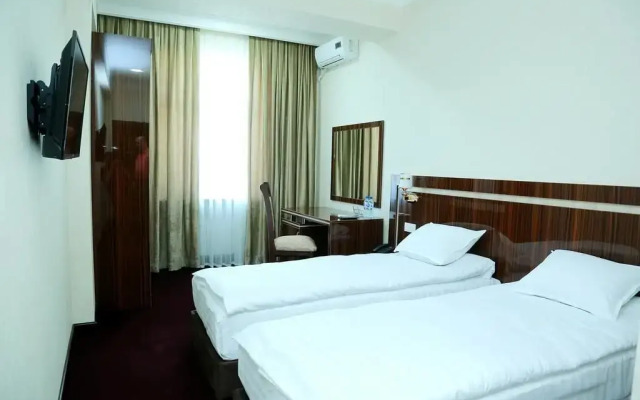 Отель Grand Capital